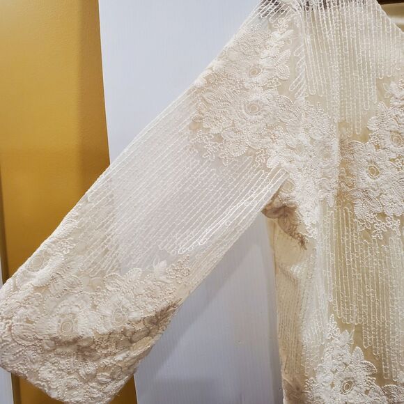 Rabbit Rabbit Designs Blouse Womens XL Crochet Lace Boho Sheer Floral Cream NWT - Picture 4 of 9